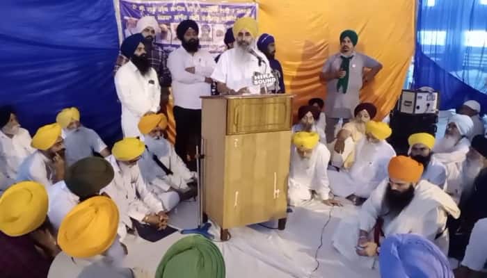 Komi Insaf Morcha blew effigies of the PM and the CM at all the district headquarters of Punjab Punjab News : ਕੌਮੀ ਇਨਸਾਫ਼ ਮੋਰਚੇ ਨੇ ਸ੍ਰੀ ਫ਼ਤਹਿਗੜ੍ਹ ਸਾਹਿਬ ਵਿਖੇ ਇਕੱਠ ਕਰਕੇ ਕੀਤਾ ਵੱਡਾ ਐਲਾਨ