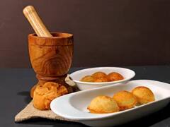 Oats paniyaaram recipe : குழி பணியாரம் சாப்பிடனும் போல இருக்கா? இந்த புதிய ஓட்ஸ் பணியாரத்தை வீட்டில் செய்து அசத்துங்கள்!