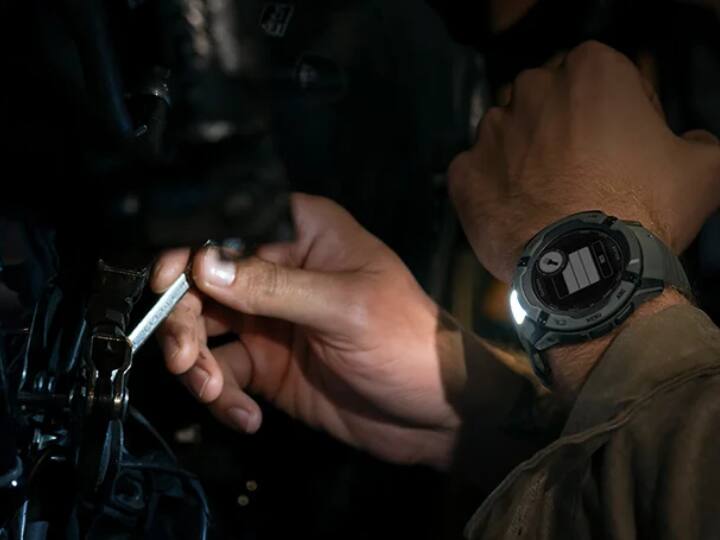 Garmin ने लॉन्च की 2 नई स्मार्टवॉच, फोन की तरह इनमें मिलेगा LED फ्लैशलाइट का ऑप्शन Garmin launched two new smartwatch check price specs and availability Garmin ने लॉन्च की 2 नई स्मार्टवॉच, फोन की तरह इनमें मिलेगा LED फ्लैशलाइट का ऑप्शन