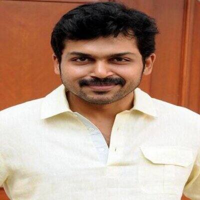 கமல் ஹாசனின் நடிப்பில் வெளிவந்த படங்களை பார்த்து வளர்ந்ததால், இன்று வரை கமலின் பெரிய ரசிகராக இருந்து வருகிறார் கார்த்தி.