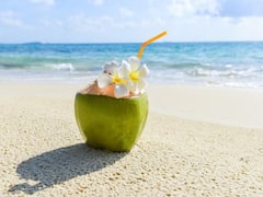 क्या सच में किडनी की पथरी से छुटकारा दिला सकता है 'नारियल का पानी'? जानिए