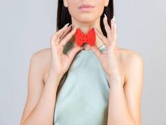 सिर्फ मोटापा ही नहीं होता थायराइड का लक्षण, ये सिम्पटम्स भी देते हैं इस गंभीर बीमारी के संकेत