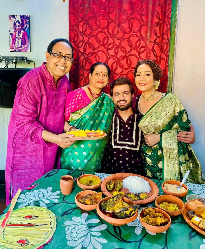 তাই জামাইষষ্ঠীও পালন হয় মহা সমারোহে। আজ নিয়মমাফিক প্রমিতার বাড়িতে গিয়েছিলেন রুদ্রজিৎ।