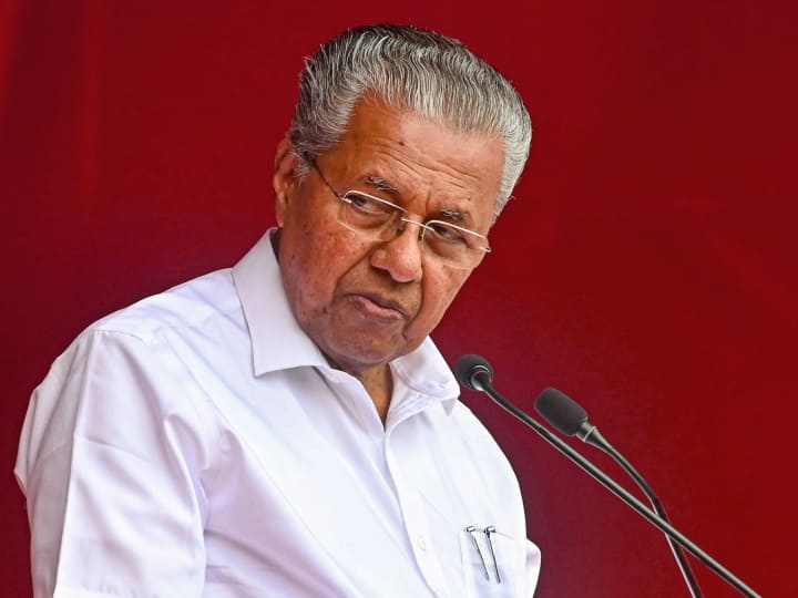 Kerala Politics Some people have doctorate degree in corruption says CM Pinarayi Vijayan Kerala Politics: 'कुछ लोगों के पास भ्रष्टाचार में डॉक्टरेट की उपाधि', बोले केरल के सीएम पिनरई विजयन