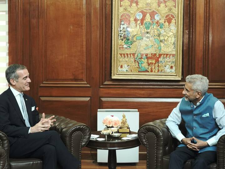 Confident That India-US Ties Will Grow From Strength To Strength S Jaishankar Meets US Envoy To India Eric Garcetti 'Confident That India-US Ties Will Grow From Strength To Strength':  S Jaishankar Meets US Envoy To India