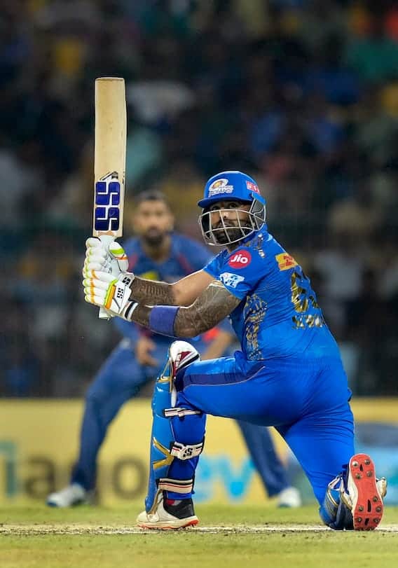 આ મેચમાં એક સમયે લખનૌનો સ્કોર 69 રનમાં 2 વિકેટે હતો. આ પછી ટીમ 101 રનમાં સમેટાઈ ગઈ હતી. આગામી 32 રનમાં લખનૌએ તેની 8 વિકેટ ગુમાવી દીધી હતી. તેનું સૌથી મોટું કારણ મિડલ ઓર્ડરના બેટ્સમેનોની અપેક્ષા મુજબનું પ્રદર્શન કરવામાં નિષ્ફળતા છે.