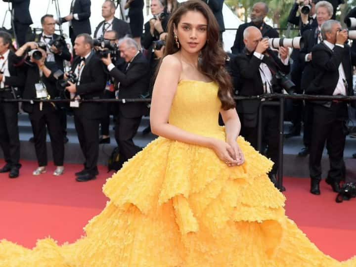 Aditi Rao Hydari Won The Hearts Of Social Media Users With Her Cinderella Look In Cannes 2023 Fans Said Better Then Others | Aditi Rao Hydari won the hearts of fans with her Cinderella look in Cannes, users said