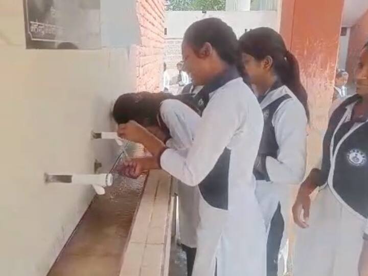 Haryana Education Department Guideline Now bell will ring for drinking water in Every hour ANN Haryana News: स्कूल में पानी पीने के लिए अब बजेगी घंटी, बढ़ती गर्मी से बचाव के लिए सरकार ने दिए निर्देश