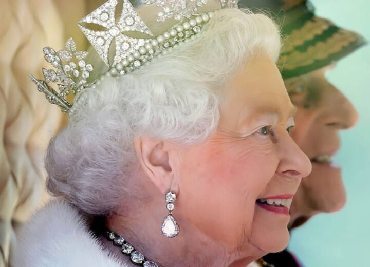 Queen Elizabeth: अमेरिका दौरे पर महारानी एलिजाबेथ को मारने की रची गई थी साजिश, FBI ने 40 साल बाद किया खुलासा FBI reveal Plot To Kill Queen Elizabeth During 1983 US Trip Queen Elizabeth: अमेरिका दौरे पर महारानी एलिजाबेथ को मारने की रची गई थी साजिश, FBI ने 40 साल बाद किया खुलासा