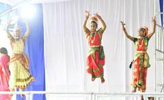 అమరావతి ఆర్‌-5 జోన్‌లో ఇళ్ల స్థలాల పంపిణీకి భారీగా హాజరైన జనం