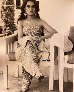 Padmini Kolhapure Photos: लाइमलाइट से दूर अब ऐसी लाइफ बिता रही हैं ‘प्रेम रोग’ की ‘मनोरमा’, कभी मासूमियत से बनाया था दीवाना