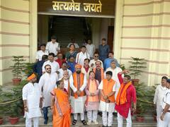 विपक्ष के रवैया पर BJP ने CM को घेरा, विधानसभा में शिलापट्ट दिखाकर नीतीश सरकार का किया विरोध