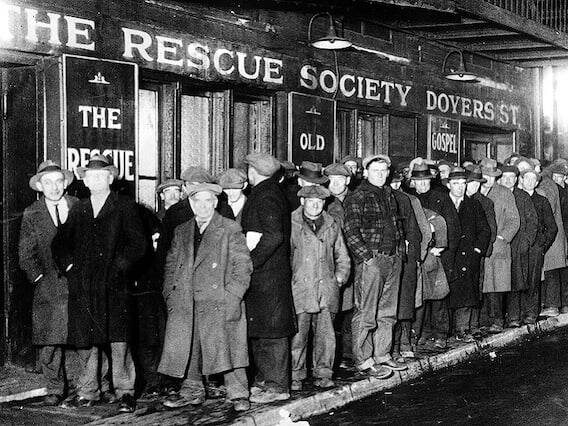 જો આપણે 'ડિપ્રેશન એટલે કે મહાન મંદી' વિશે વાત કરીએ તો તે મંદીનું સૌથી ખરાબ સ્વરૂપ છે. જો કોઈ દેશનો જીડીપી બે ત્રિમાસિક ગાળા દરમિયાન 10 ટકાથી વધુ ઘટે તો તેને મંદી કહેવામાં આવે છે.