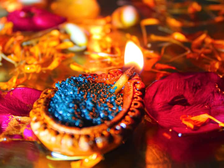 Diwali 2023 New york now Another American City Declared a holiday in schools on Deepawali Diwali Holiday in US: अब अमेरिका के एक और राज्‍य में दिवाली पर स्कूलों में रहेगी छुट्टी, विधेयक को मिली मंजूरी