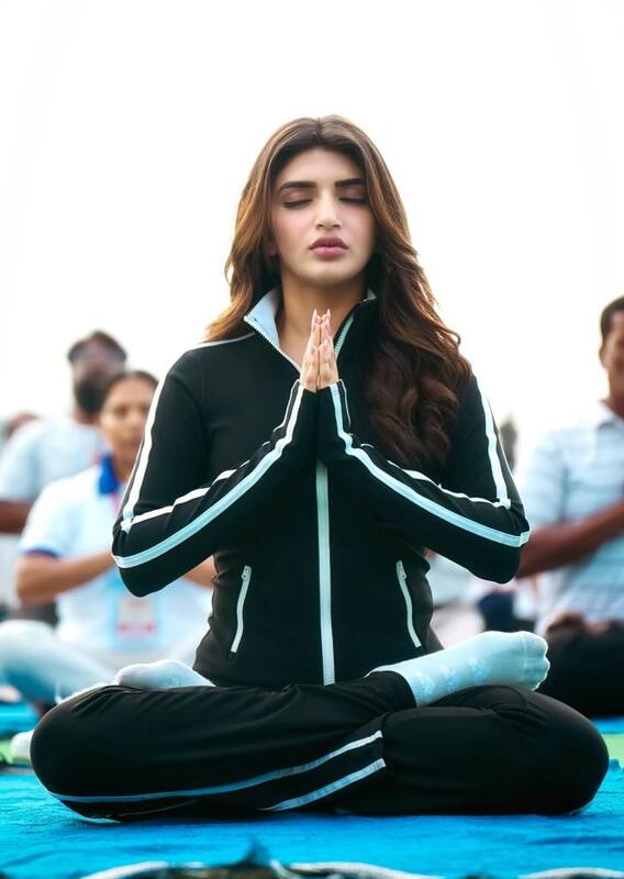 Sreeleela Yoga Photos : శ్రీలీల యోగ ఫోటోలు - ప్రజల్లో అవగాహన కల్పించడం కోసం...