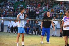 In Pics: शूटिंग से ब्रेक लेकर Akshay Kumar ने देहरादून पुलिस के साथ खेला वॉलीबॉल मैच, सोशल मीडिया पर वायरल हुईं Photos