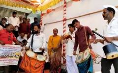 Jejuri News : जेजुरीकर आक्रमक! जेजुरीत सरकार जाग आणण्यासाठी जागरण गोंधळ