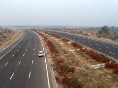 Ganga Expressway: कुंभ से पहले बनकर तैयार हो जाएगा यूपी का सबसे बड़ा एक्सप्रेस-वे, सिर्फ 8 घंटे में पूरी होगी 594 किमी की दूरी