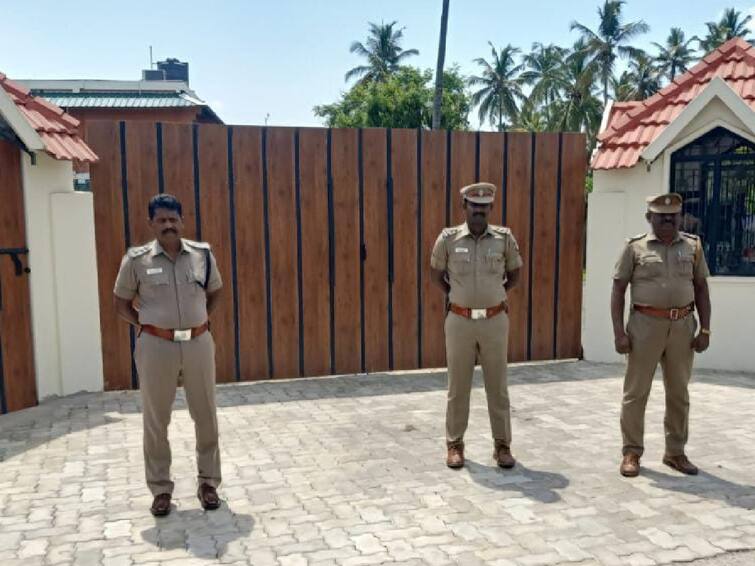 Income Tax Department has been conducting raids for 2 days in the places concerned by Minister Senthil Balaji In Coimbatore கோவை: அமைச்சர் செந்தில் பாலாஜி தொடர்புடைய இடங்களில் 2வது நாளாக வருமான வரித்துறை சோதனை