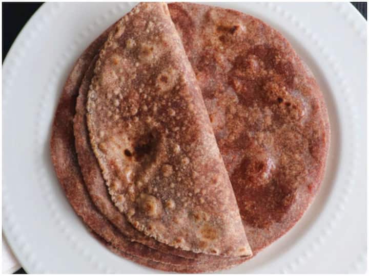 The best breakfast for diabetes patients is Ragi Phulka, Recipe Here Diabetes: డయాబెటిస్ రోగులకు ఉత్తమ బ్రేక్‌ఫాస్ట్ రాగి పుల్కాలు