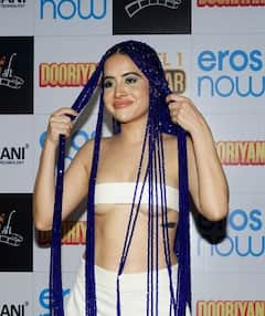 Uorfi Javed ने इस बार जाली वाली एक ऐसी ड्रेस पहनी की.... | ENT LIVE