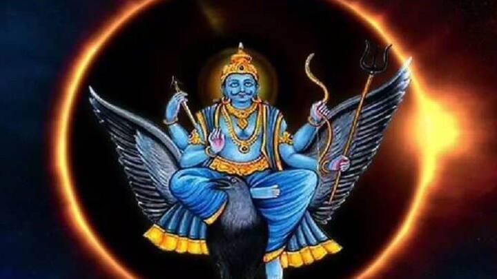 হিন্দু ক্যালেন্ডার অনুসারে, সূর্য মিথুন রাশি ১৫ জুন সন্ধ্যা ০৬.০৭ মিনিটে ছাড়বে এবং তারপর ১৬ জুলাই কর্কট রাশিতে প্রবেশ করবে। ১৭ জুন, শনি কুম্ভ রাশিতে ১০.৪৮ মিনিটে পিছিয়ে যাবে। এভাবে শনি ও সূর্য একসঙ্গে ট্রানজিট করবে। যার প্রভাব কিছু রাশির উপর ইতিবাচক এবং কিছু রাশির উপর নেতিবাচক হবে। আসুন জেনে নেওয়া যাক সূর্য ও শনির এই যাত্রায় কোন রাশি প্রভাবিত হবে।