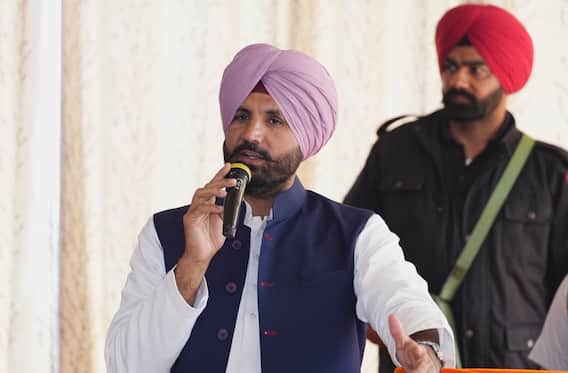 Punjab Politics: ਮਾਨ ਤੇ ਚੰਨੀ ਦੇ 'ਕਾਟੋ ਕਲੇਸ਼' 'ਚ ਰਾਜਾ ਦੀ ਐਂਟਰੀ, ਕਿਹਾ- ਹੋ ਸਕਦਾ ਹੈ ਫੋਟੋ ਹੋਵੇ ਪਰ...! Punjab Politics: ਮਾਨ ਤੇ ਚੰਨੀ ਦੇ 'ਕਾਟੋ ਕਲੇਸ਼' 'ਚ ਰਾਜਾ ਦੀ ਐਂਟਰੀ, ਕਿਹਾ- ਹੋ ਸਕਦਾ ਹੈ ਫੋਟੋ ਹੋਵੇ ਪਰ...!