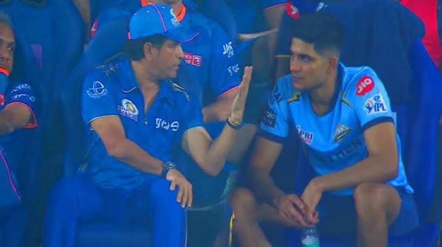 Shubman Gill was seen talking to Sachin Tendulkar after playing a stormy innings fans gave such a reaction Shubman Gill: ਸ਼ੁਭਮਨ ਗਿੱਲ ਤੂਫਾਨੀ ਪਾਰੀ ਖੇਡਣ ਤੋਂ ਬਾਅਦ ਸਚਿਨ ਤੇਂਦੁਲਕਰ ਨਾਲ ਗੱਲ ਕਰਦੇ ਆਏ ਨਜ਼ਰ, ਫੈਨਜ਼ ਨੇ ਦਿੱਤਾ ਅਜਿਹਾ ਰਿਐਕਸ਼ਨ