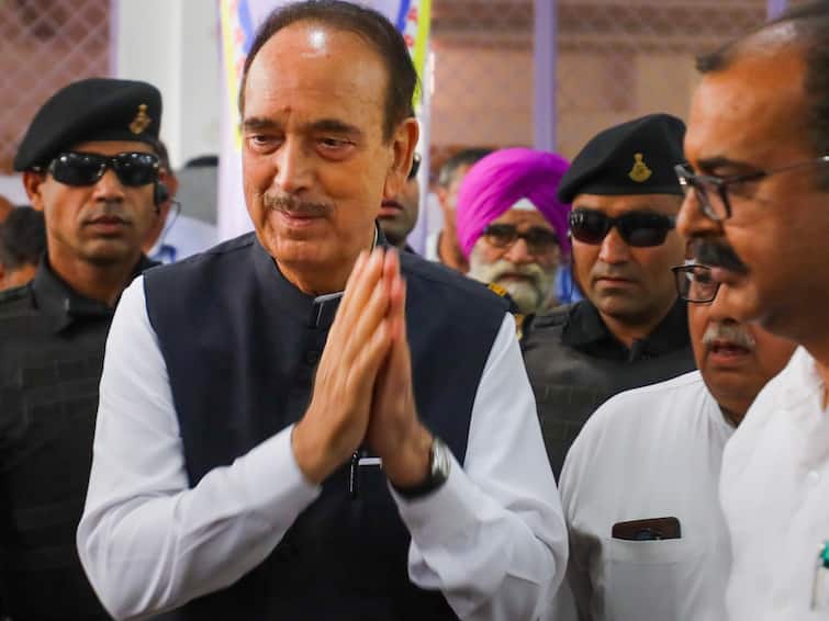 ‘People Least Concerned About Who Inaugurates New Parliament’: Ghulam Nabi Azad’s Dig At Oppn