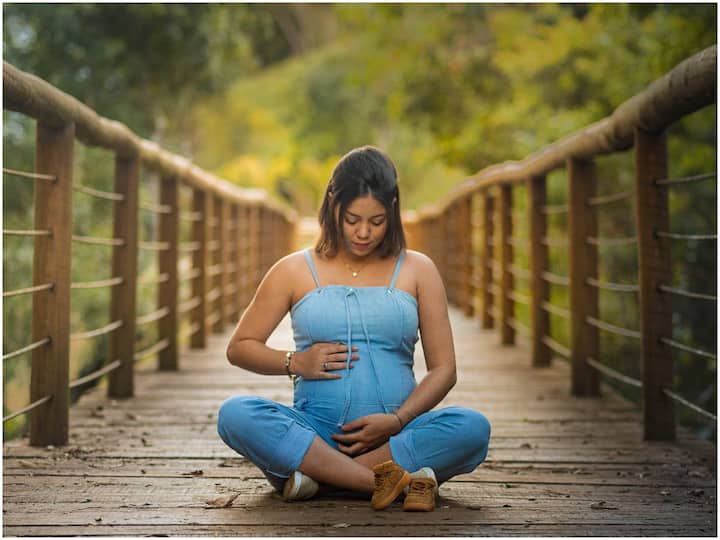 Is It Safe To Travel During Pregnancy? How To Safe Travel Pregnant Travel Tips: గర్భిణీలు ప్రయాణాలు చేయొచ్చా? ఒకవేళ చేయాల్సి వస్తే ఎటువంటి జాగ్రత్తలు తీసుకోవాలి