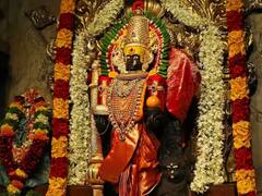 Ambabai Mandir: करवीर निवासिनी श्री अंबाबाई मंदिरात गर्दीचा ओघ कायम