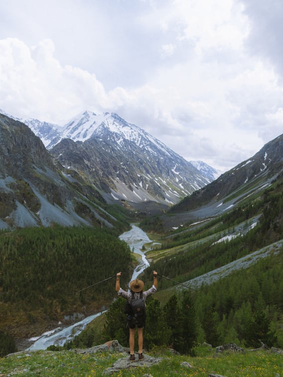 ट्रैकिंग के हैं शौकीन, तो ये जगहें हैं बेस्ट