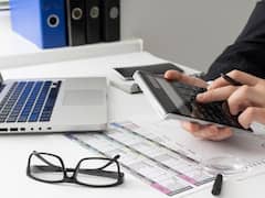 ITR Filing Mistake: इनकम टैक्स रिटर्न भरते वक्त अक्सर लोग कर देते हैं ये गलतियां, जा​न लीजिए क्या नहीं करना चाहिए