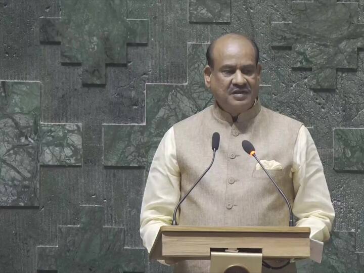 '2.5 साल में हुआ नई संसद का निर्माण', लोकसभा अध्यक्ष ओम बिरला बोले- दुनिया में भारत का मान बढ़ा Om Birla Speech New Parliament Building Inauguration OM Birla Address New Parliament of India '2.5 साल में हुआ नई संसद का निर्माण', लोकसभा अध्यक्ष ओम बिरला बोले- दुनिया में भारत का मान बढ़ा