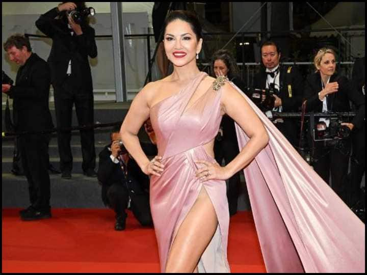 Sunny Leone Thanks To Her Husband Daniel Weber on Cannes Film Festival for Living with 15 years Actress Share the Note and Video 'गॉड ने तुम्हे मेरी लाइफ में भेजा'... Sunny Leone ने पति डेनियल के साथ 15 साल पूरे होने पर लिखा दिल छू लेने वाला नोट