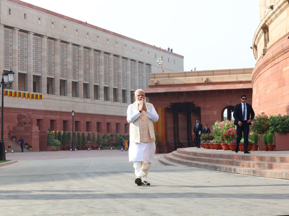 New Parliament Inauguration Live Updates PM Modi OM Birla Sansad Bhavan ...