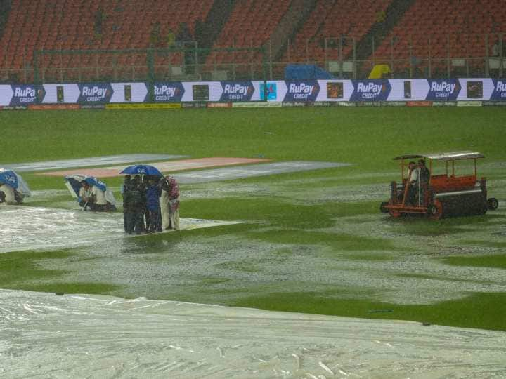 IPL 2023 Final World class Drainage System At Ahmedabad Narendra Modi Stadium Play Can Start in 30 minutes IPL 2023: बारिश के बाद महज 30 मिनट में तैयार कर दिया जाता है मैदान, नरेंद्र मोदी स्टेडियम में वर्ल्ड क्लास सिस्टम