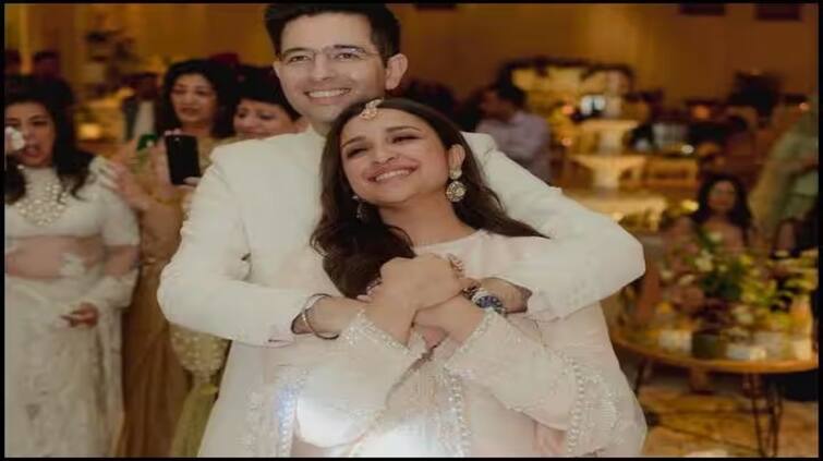 parineeti-chopra-and-raghav-chadha-searches-the-perfect-location-for-marriage-in-rajasthan-see-the-latest-news Parineeti Chopra: ਰਾਜਸਥਾਨ 'ਚ ਵਿਆਹ ਕਰਨਗੇ ਪਰਿਣੀਤੀ ਚੋਪੜਾ-ਰਾਘਵ ਚੱਢਾ, ਰਾਜਸਥਾਨ 'ਚ ਘੁੰਮਦੇ ਦੇਖਿਆ ਗਿਆ ਜੋੜਾ