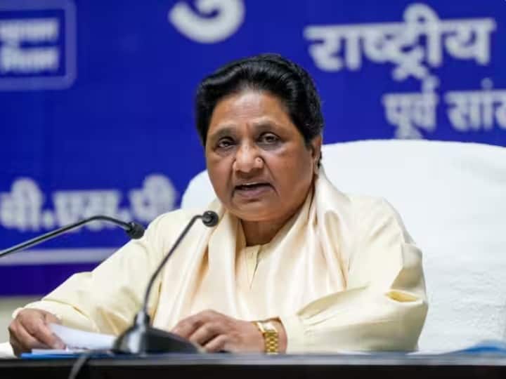 BSP Chief Mayawati Congratulated Modi Government for New Parliament Building inauguration New Parliament Building: पीएम मोदी ने किया नए संसद भवन का उद्घाटन, मायावती बोलीं- 'पवित्र संविधान की नेक मंशा...'