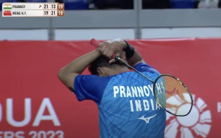 இறுதிப் போட்டியில் சீன வீரர் வெங் ஹாங் யாங்குடன் மோதிய ப்ரணாய், 21-19 என்ற புள்ளிக்கண்ககில் முன்னிலை பெற்றார்.