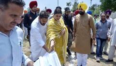 ਕੈਬਨਿਟ ਮੰਤਰੀ ਅਨਮੋਲ ਗਗਨ ਮਾਨ ਵੱਲੋਂ ਹਲਕਾ ਖਰੜ ਦੇ ਵੱਖ-ਵੱਖ ਪਿੰਡਾਂ ਦੇ ਵਿਕਾਸ ਕਾਰਜਾਂ ਦਾ ਜਾਇਜ਼ਾ