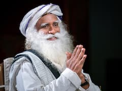 చెన్నై సూపర్‌ కింగ్స్‌ నాకిష్టమైన టీమ్‌ - సద్గురు!