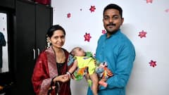 Ahmednagar News : सेलिब्रेशन तर हवंच! कावळे कुटुंबियांत तीन पिढ्यांनंतर आनंदी आनंद,  मुलीच्या जन्मानंतर काढली रथातून मिरवणूक