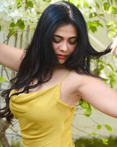 Prarthana Behere: परी म्हणू की सुंदरा... दिलखुलास प्रार्थनाने शेअर केल्या मनमोहक अदा