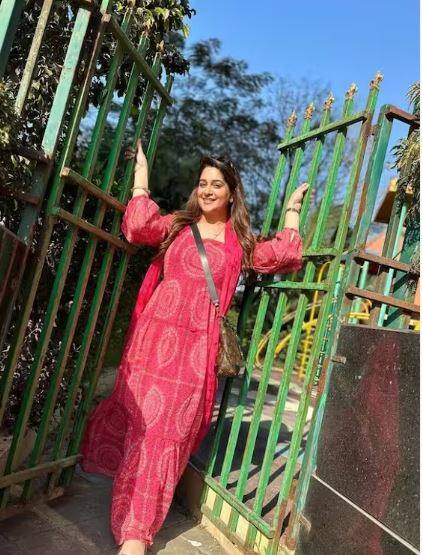 ਇਸ ਦੇ ਨਾਲ ਹੀ ਪ੍ਰਸ਼ੰਸਕਾਂ 'ਚ ਇਸ ਗੱਲ ਨੂੰ ਲੈ ਕੇ ਕਾਫੀ ਕਿਆਸ ਲਗਾਏ ਜਾ ਰਹੇ ਹਨ ਕਿ ਦੀਪਿਕਾ ਜਲਦ ਹੀ ਪਰਦੇ 'ਤੇ ਵਾਪਸੀ ਕਰੇਗੀ ਜਾਂ ਮਾਂ ਬਣਨ ਤੋਂ ਬਾਅਦ ਐਕਟਿੰਗ ਛੱਡ ਦੇਵੇਗੀ।