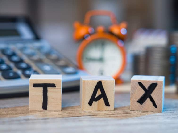 Net direct tax collection increased by 11.18 per cent to Rupees 3.80 lakh crore Rupees till 17 June Direct Tax Collection: डायरेक्ट टैक्स कलेक्शन में अच्छा इजाफा, 11 फीसदी बढ़ोतरी के साथ 3.80 लाख करोड़ रुपये रहा