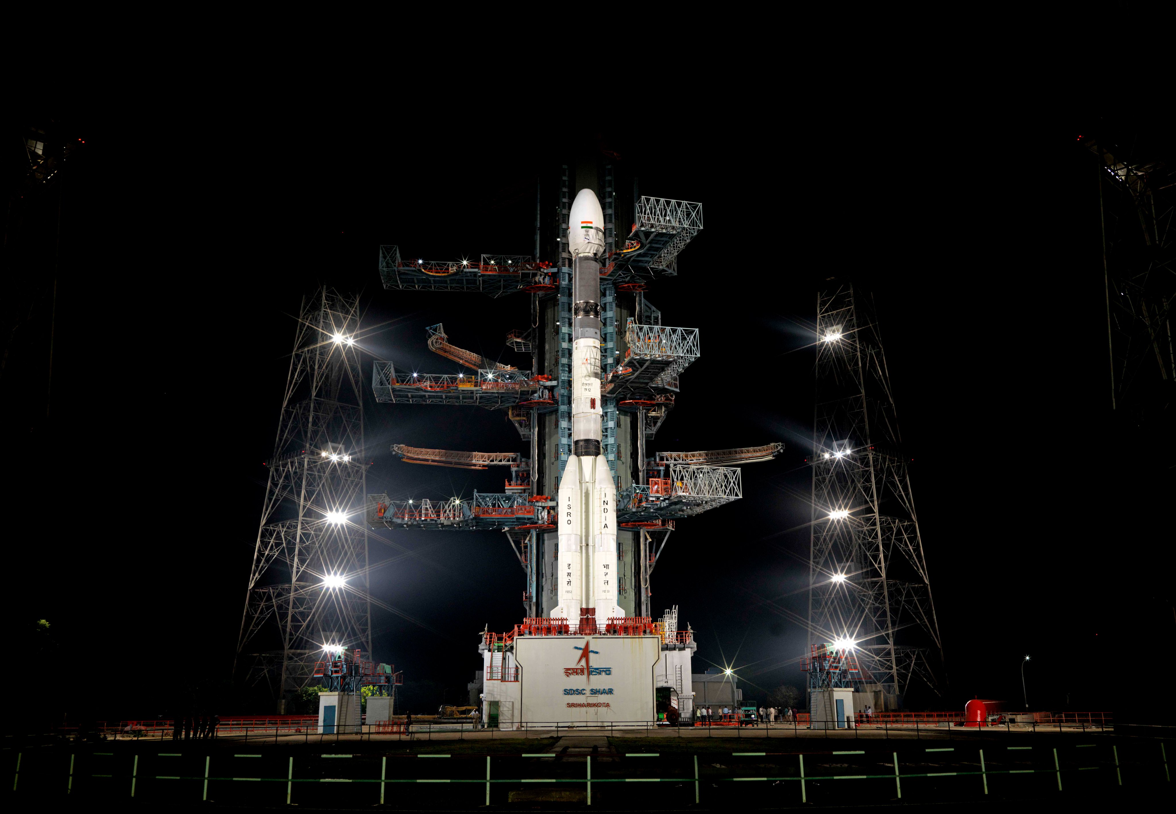 GSLV F12: விண்ணில் வெற்றிகரமாக சீறிப்பாய்ந்தது ஜி.எஸ்.எல்.வி எப் 12...பயன்பாடுகள் என்னென்ன...?