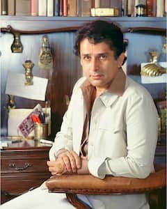 Shashi Kapoor Life Fact: शशि कपूर को जन्म से पहले ही मार देना चाहती थीं उनकी मां, एक्टर ने खुद किया था दर्दनाक खुलासा