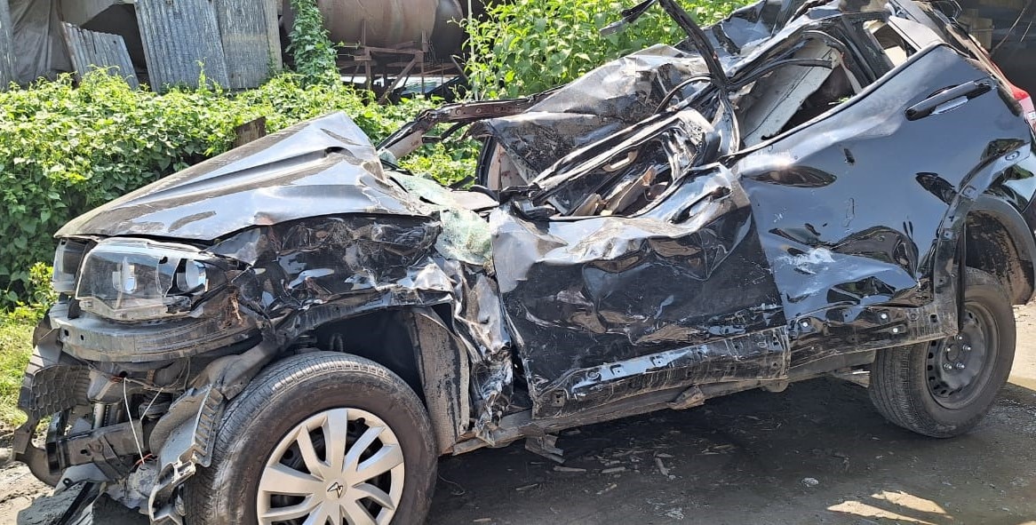 7 Students Killed, 6 Injured In Assam's Guwahati As Speeding SUV Collides With Goods Carrier