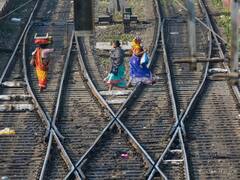 Jharkhand: Six Electrocuted At Dhanbad Railway Station Crossing During Pole Installation
